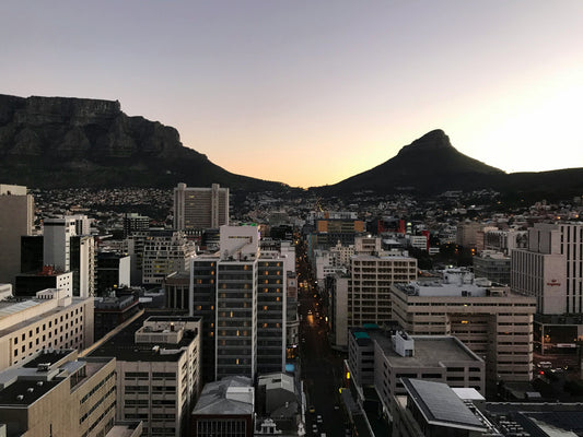 01 the awakening or running around in Cape Town desperate for silk